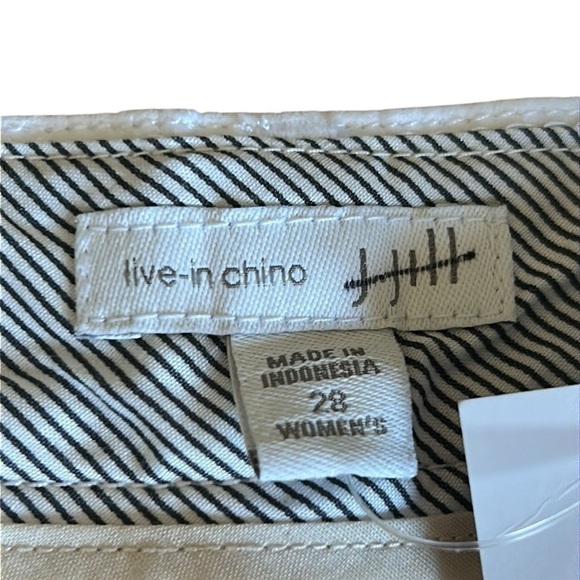 J Jill  cotton shorts, NWT,sz 28W, white ,elastic side waist band,coastal,beach - Picture 6 of 13